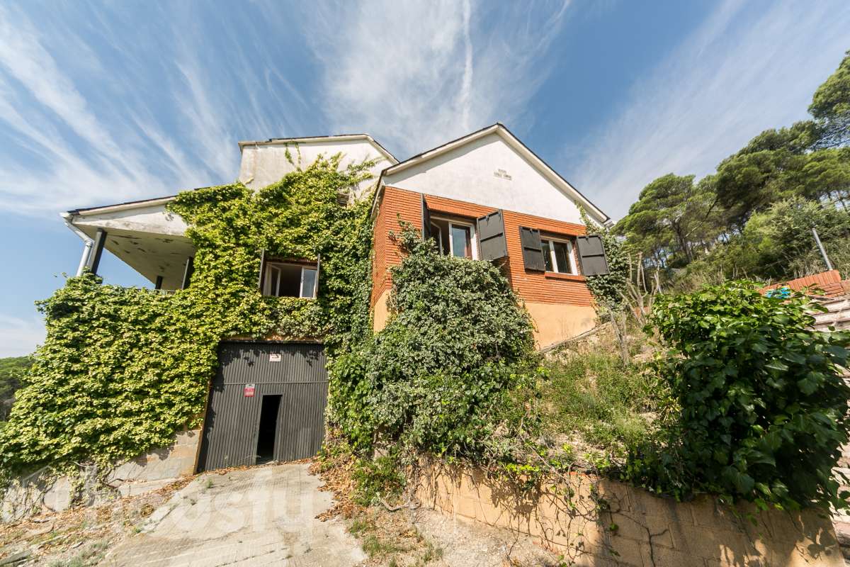 Perfecta casa en La Llacuna-29