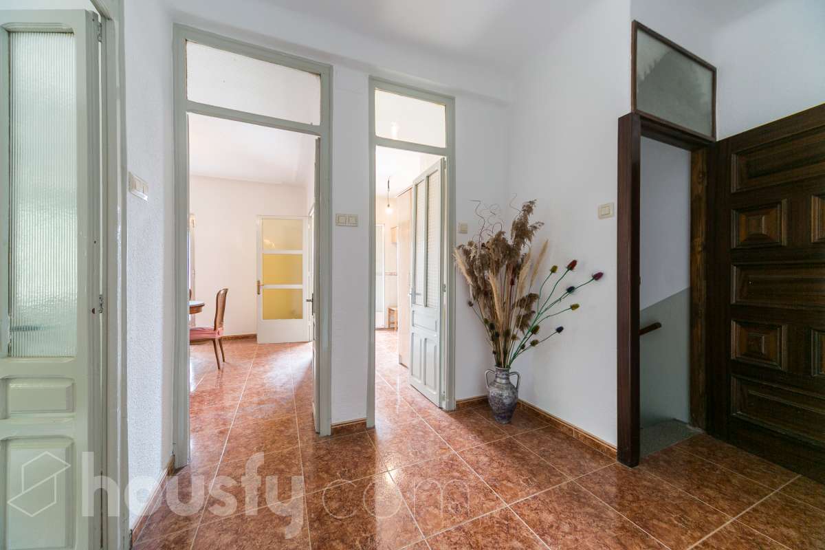 Admirable casa en Argençola-28