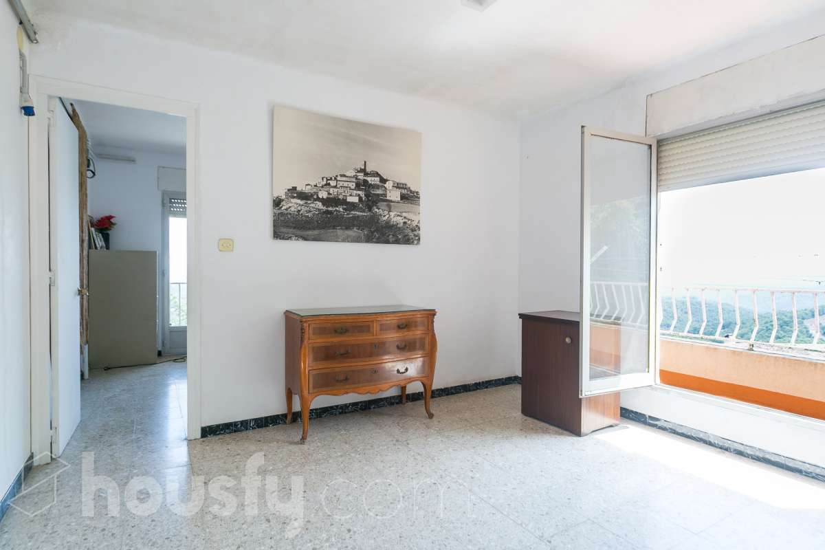 Admirable casa en Argençola-21