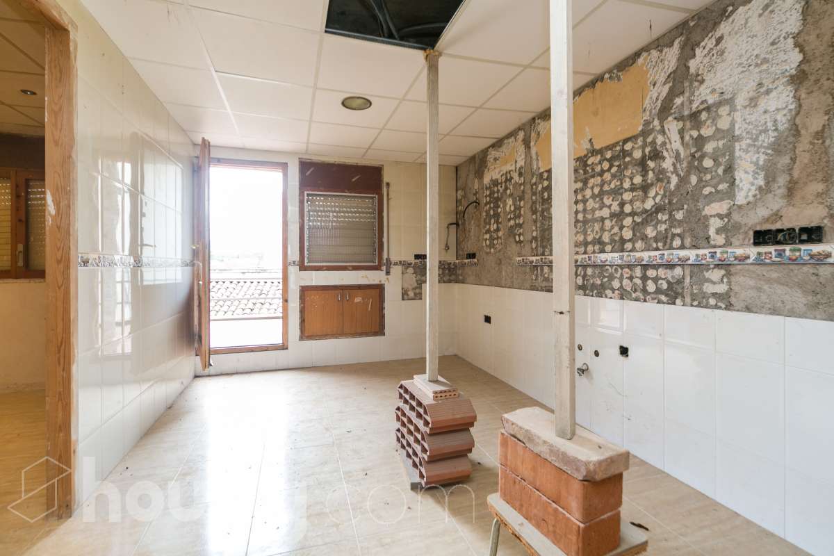Casa 4 habitaciones con patio en Sant Marti de Tous-26