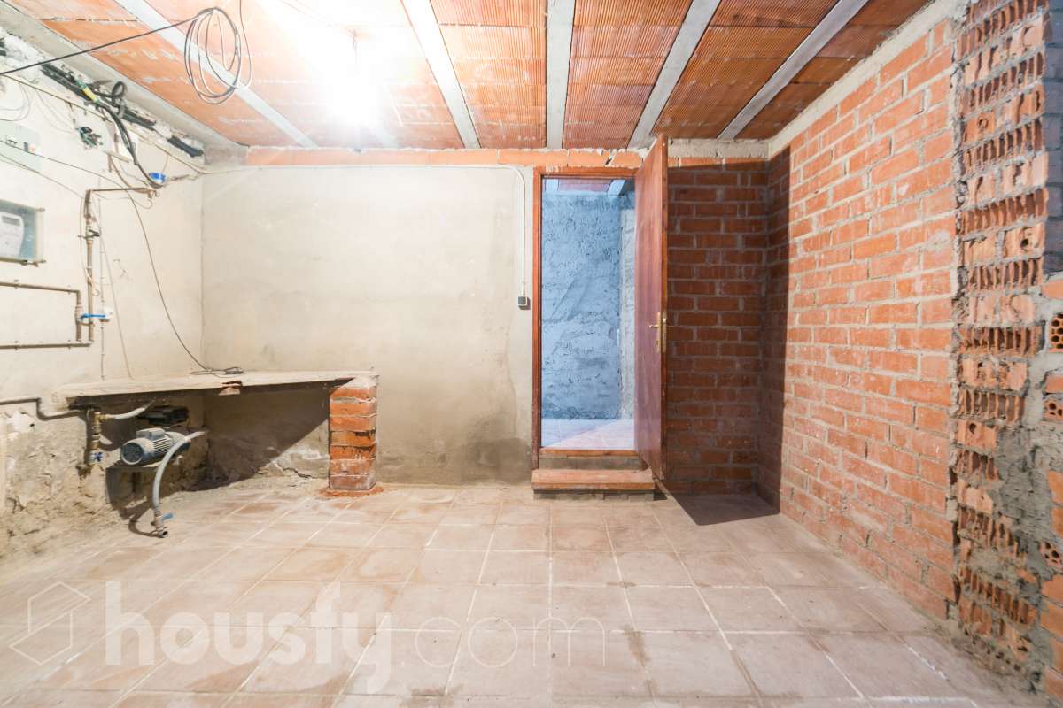Casa 4 habitaciones con patio en Sant Marti de Tous-45