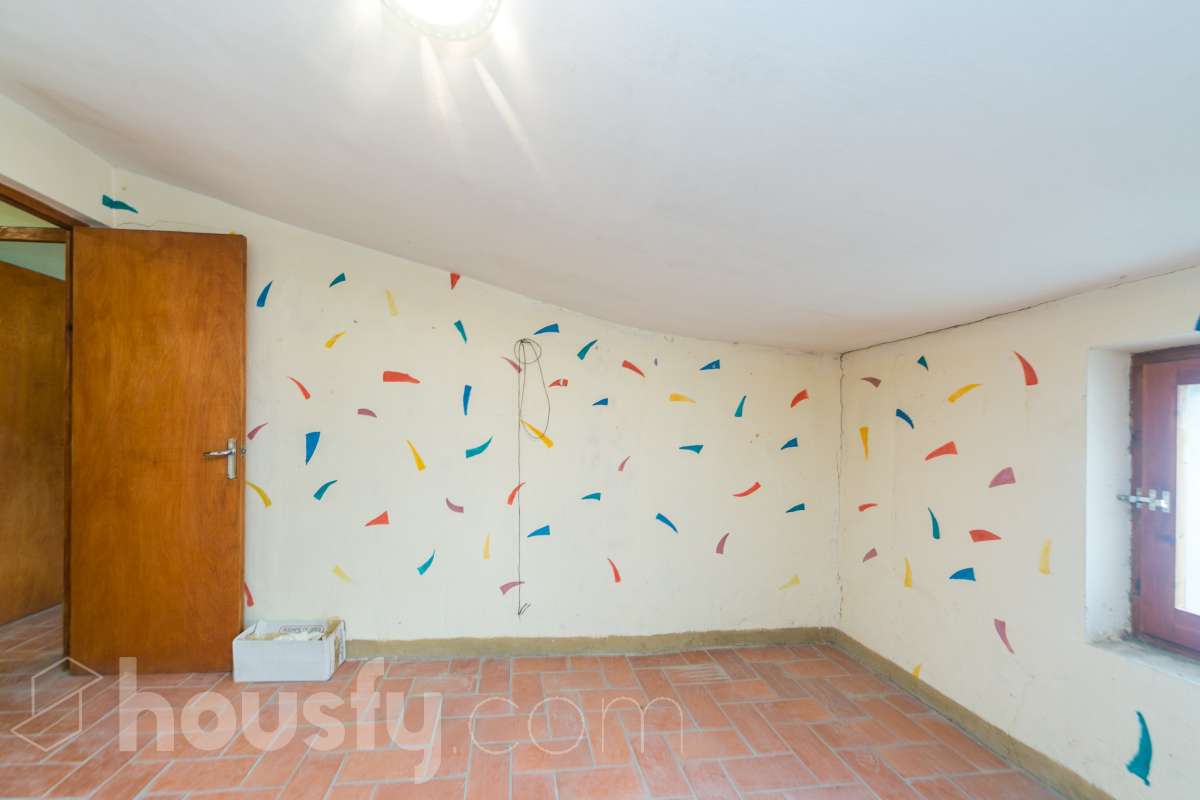 Casa 4 habitaciones con patio en Sant Marti de Tous-19