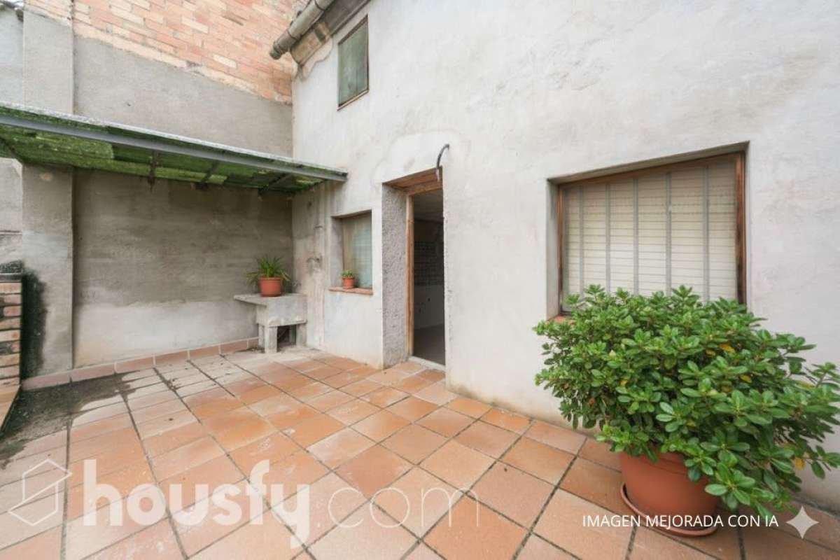 Casa 4 habitaciones con patio en Sant Marti de Tous-55