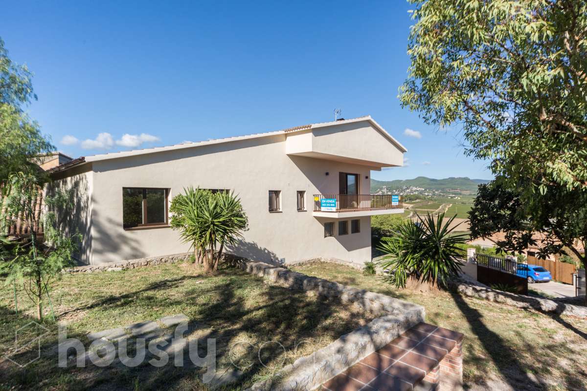 Genial casa en Sant Martí Sarroca-38