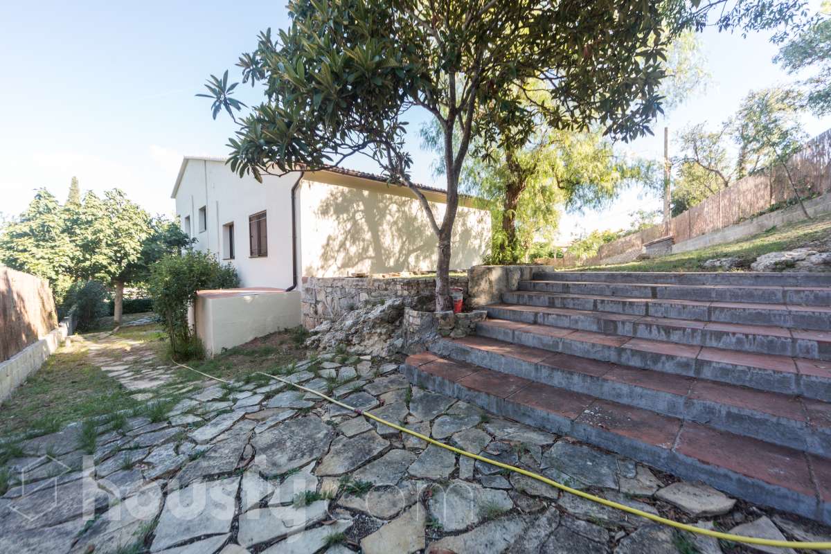 Genial casa en Sant Martí Sarroca-36