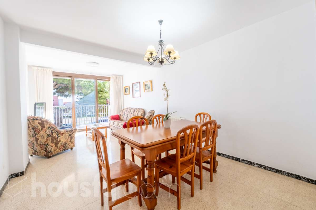 Àmplio piso en el Barrio Marítimo de Vilanova i la Geltrú