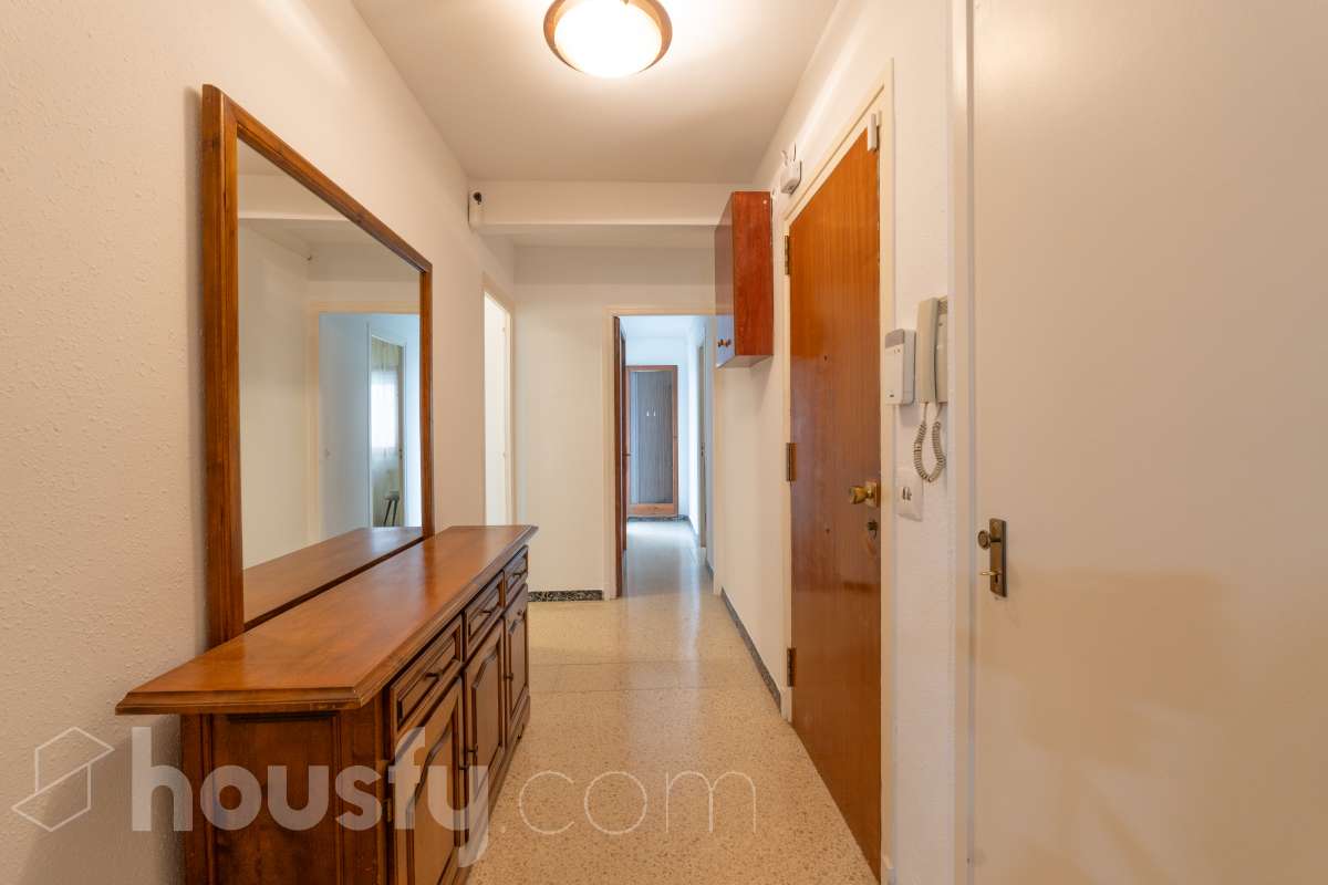 Àmplio piso en el Barrio  Marítimo de  Vilanova i la Geltrú-11