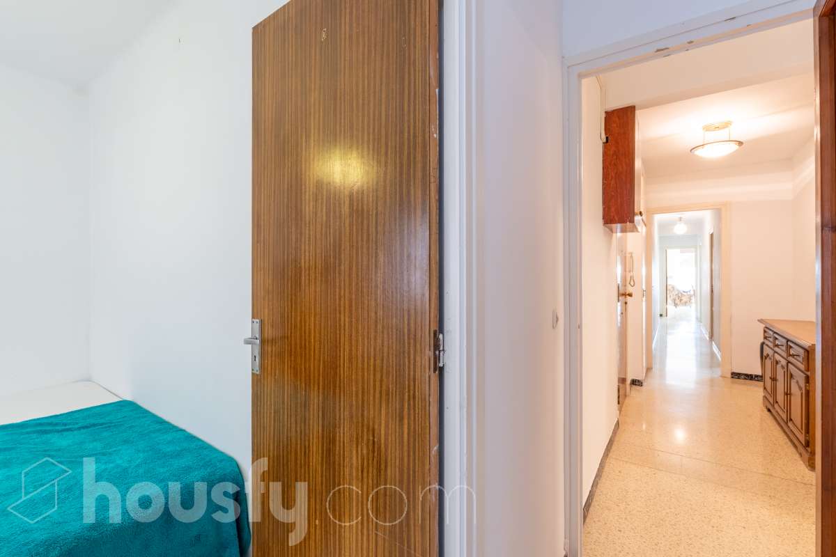 Àmplio piso en el Barrio  Marítimo de  Vilanova i la Geltrú-13
