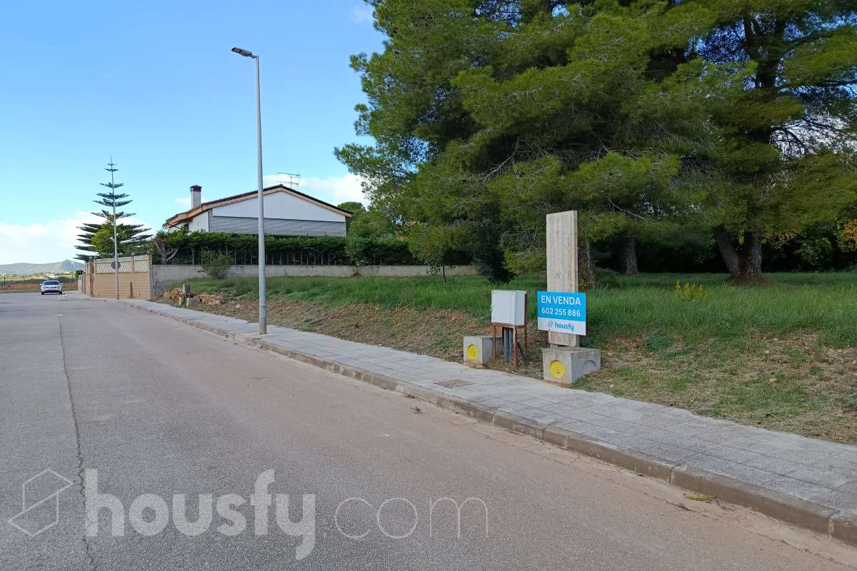 Solar urbano en Pacs del Penedès-18