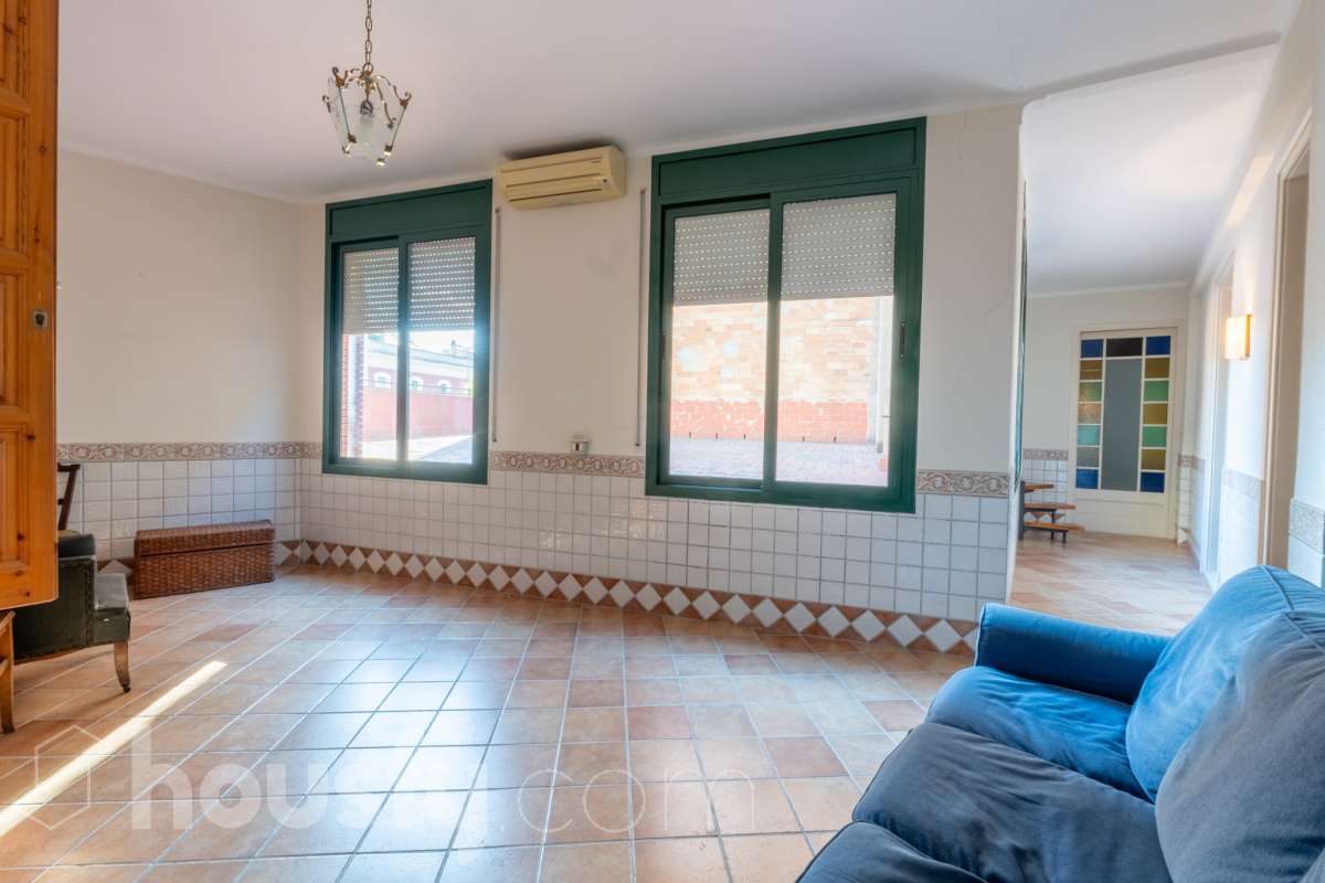 Fantástico Edificio en venta-55