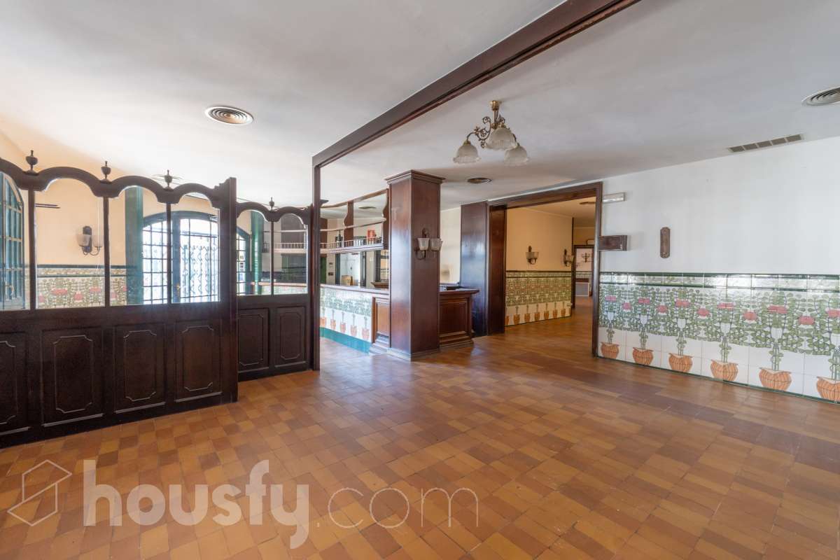 Fantástico Edificio en venta-42