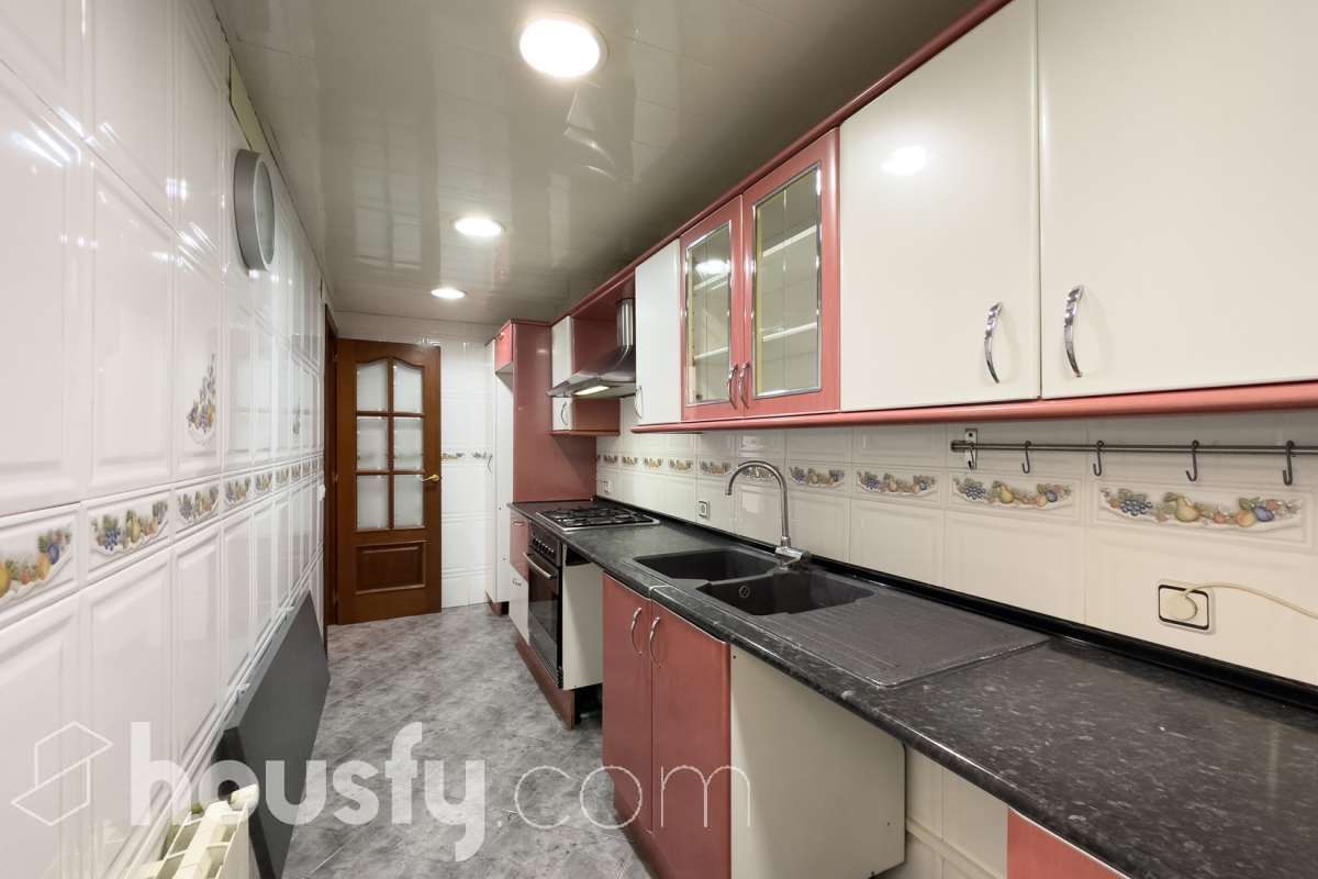 Espléndido piso en Santa Coloma de Gramenet-11