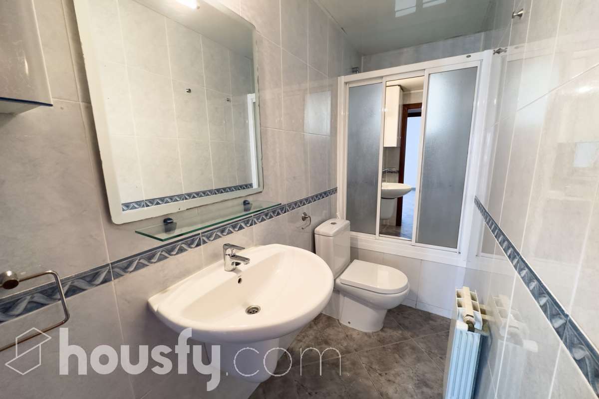 Espléndido piso en Santa Coloma de Gramenet-13