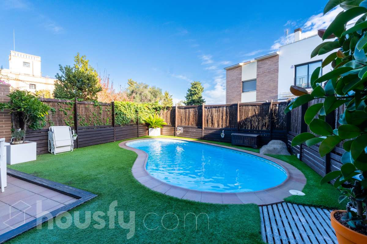 Casa con piscina