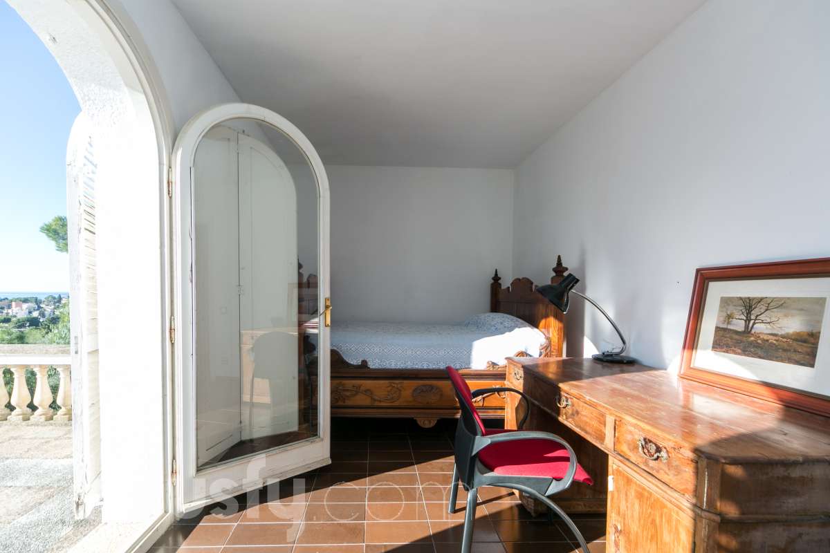Espectacular casa con vistas al mar y 3.942 m² de parcela-39