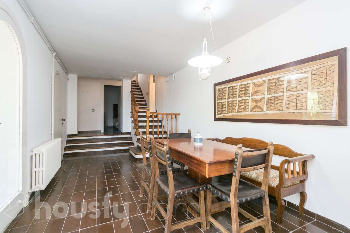 Espectacular casa con vistas al mar y 3.942 m² de parcela-48
