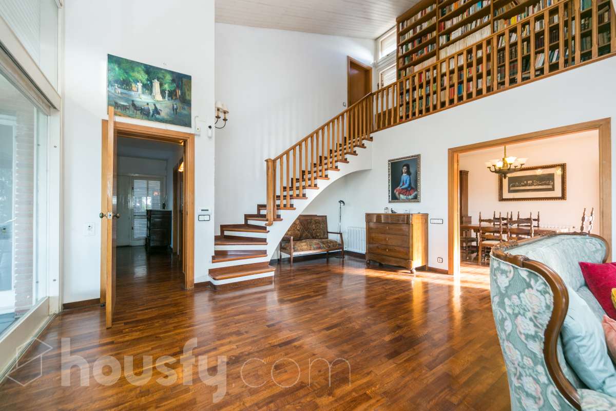 Espectacular casa con vistas al mar y 3.942 m² de parcela-15