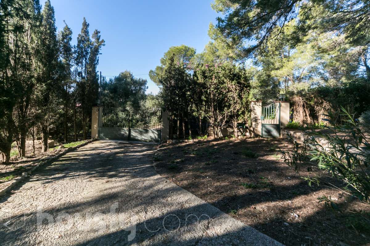 Espectacular casa con vistas al mar y 3.942 m² de parcela-74