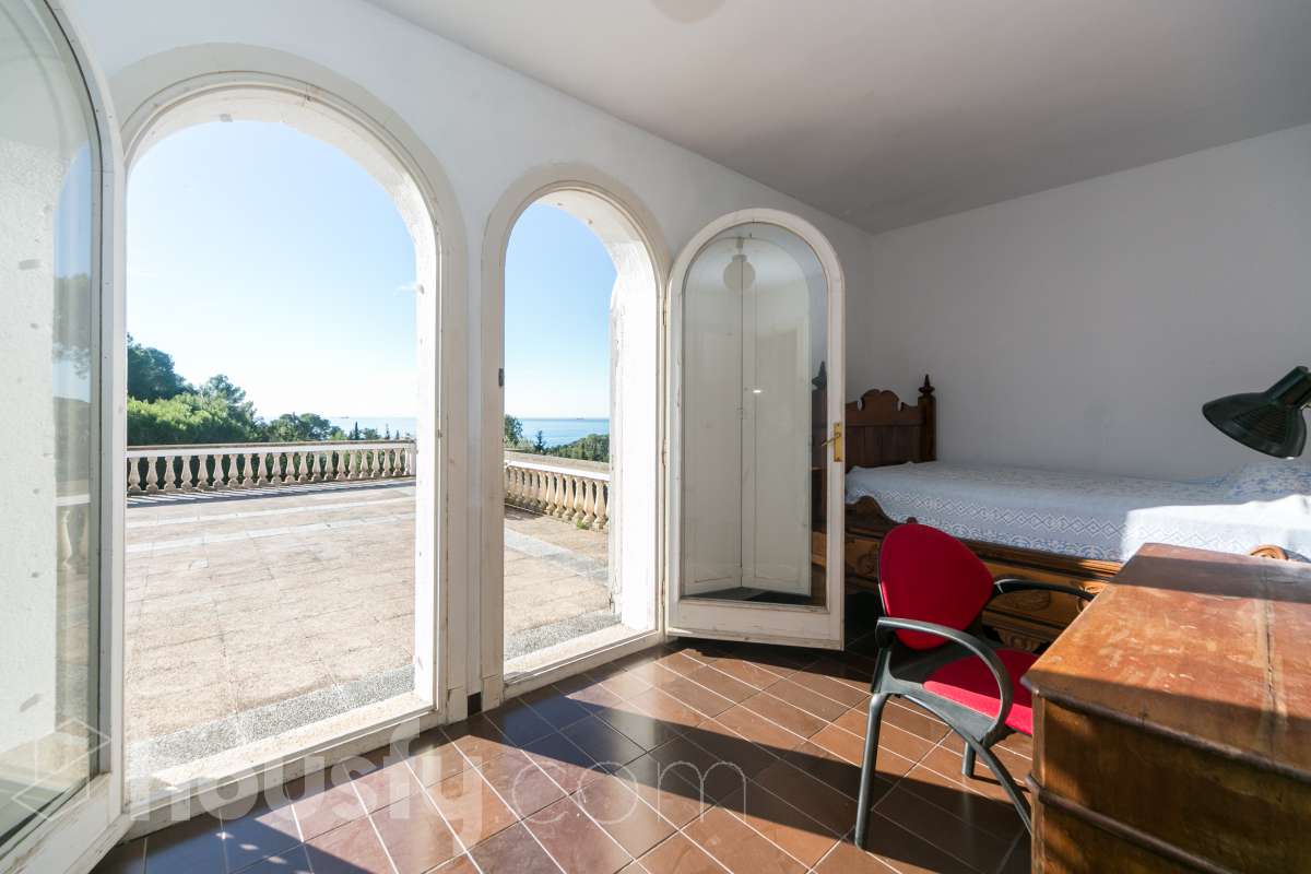 Espectacular casa con vistas al mar y 3.942 m² de parcela-40