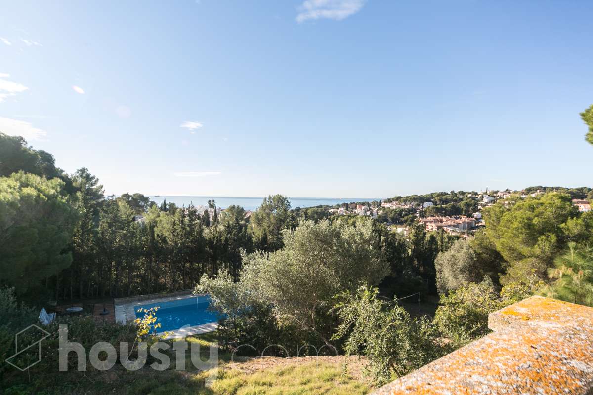 Espectacular casa con vistas al mar y 3.942 m² de parcela-66
