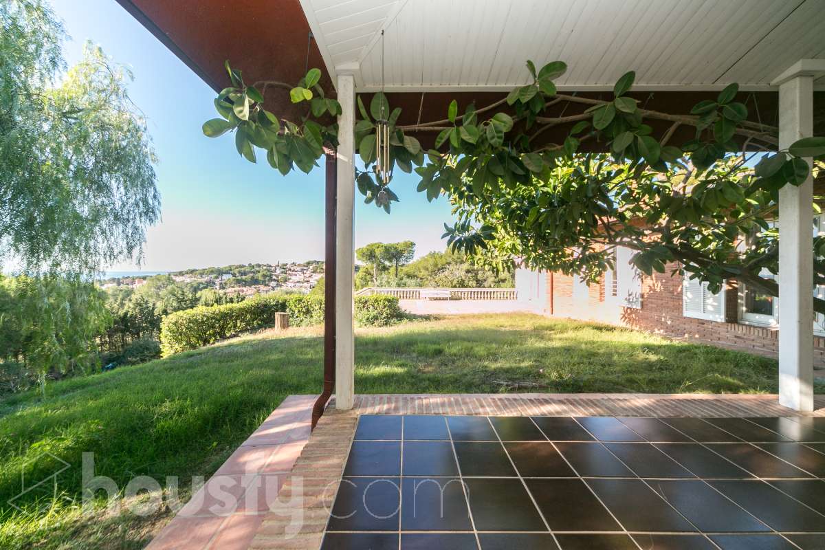 Espectacular casa con vistas al mar y 3.942 m² de parcela-63