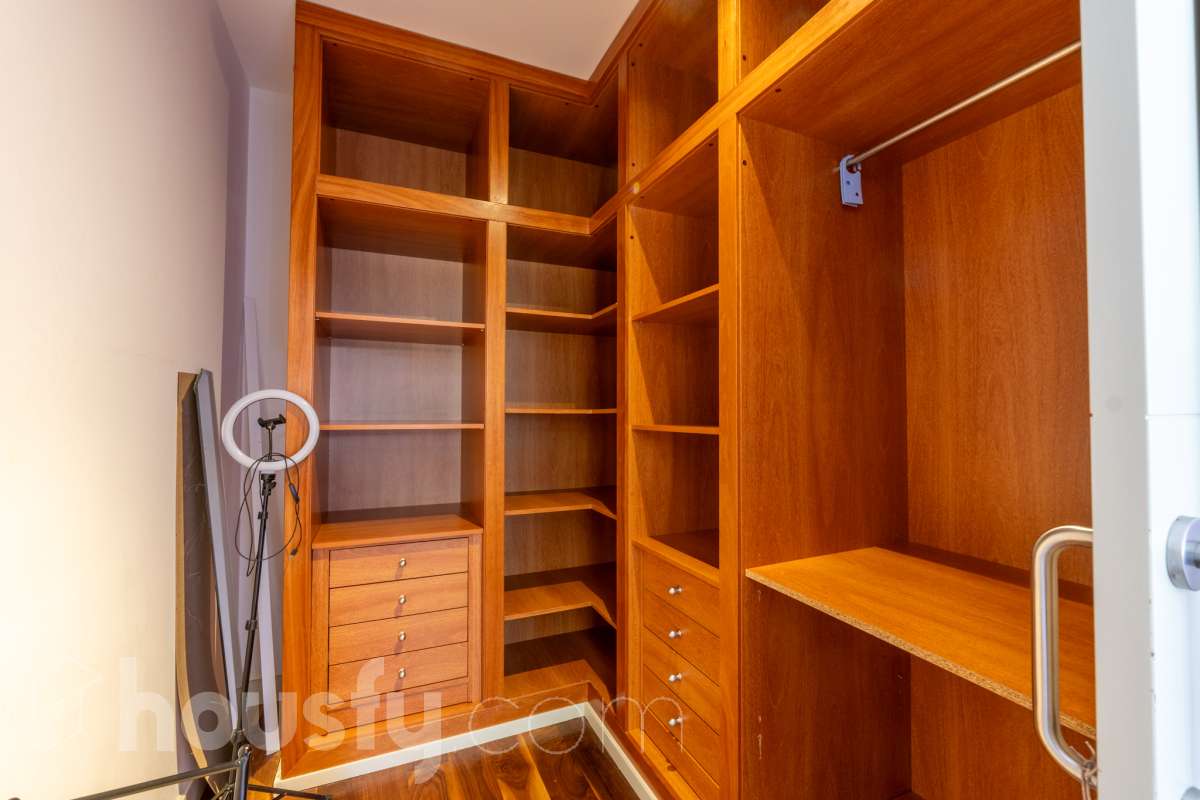 Chalet independiente con piscina y jardín en Cubelles-17