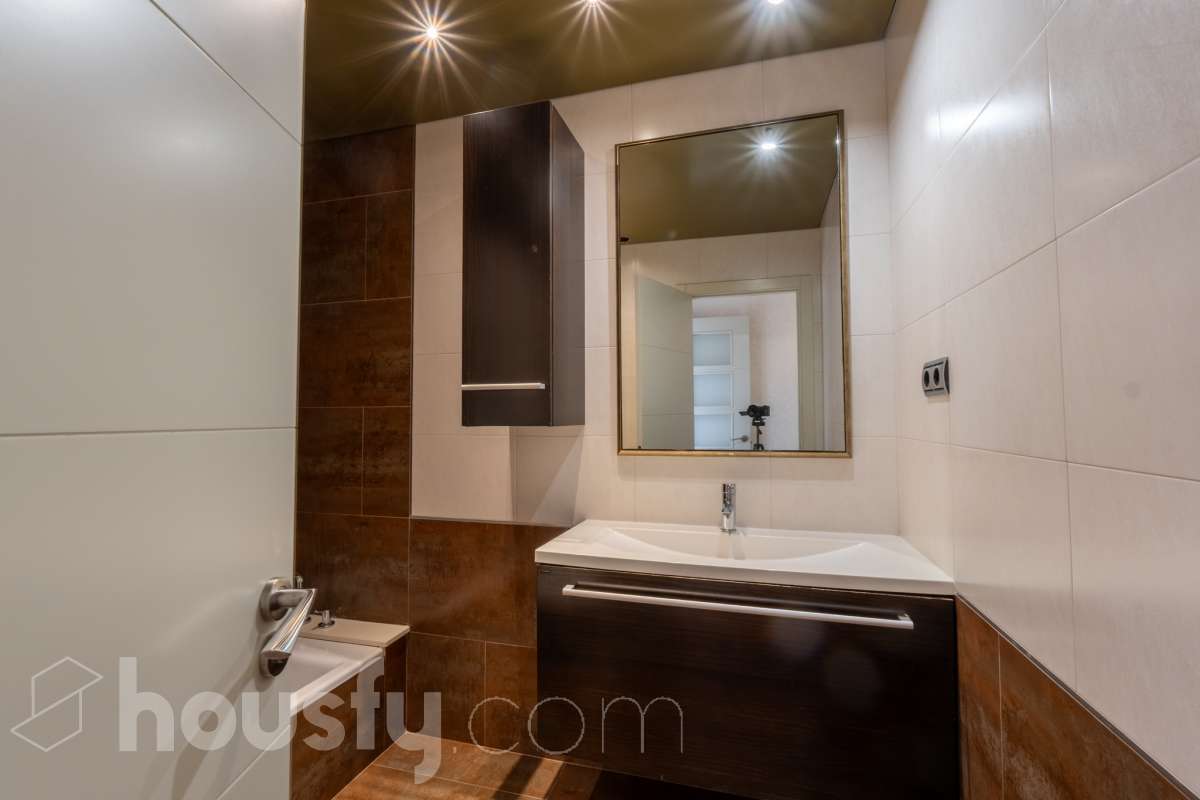 Chalet independiente con piscina y jardín en Cubelles-19