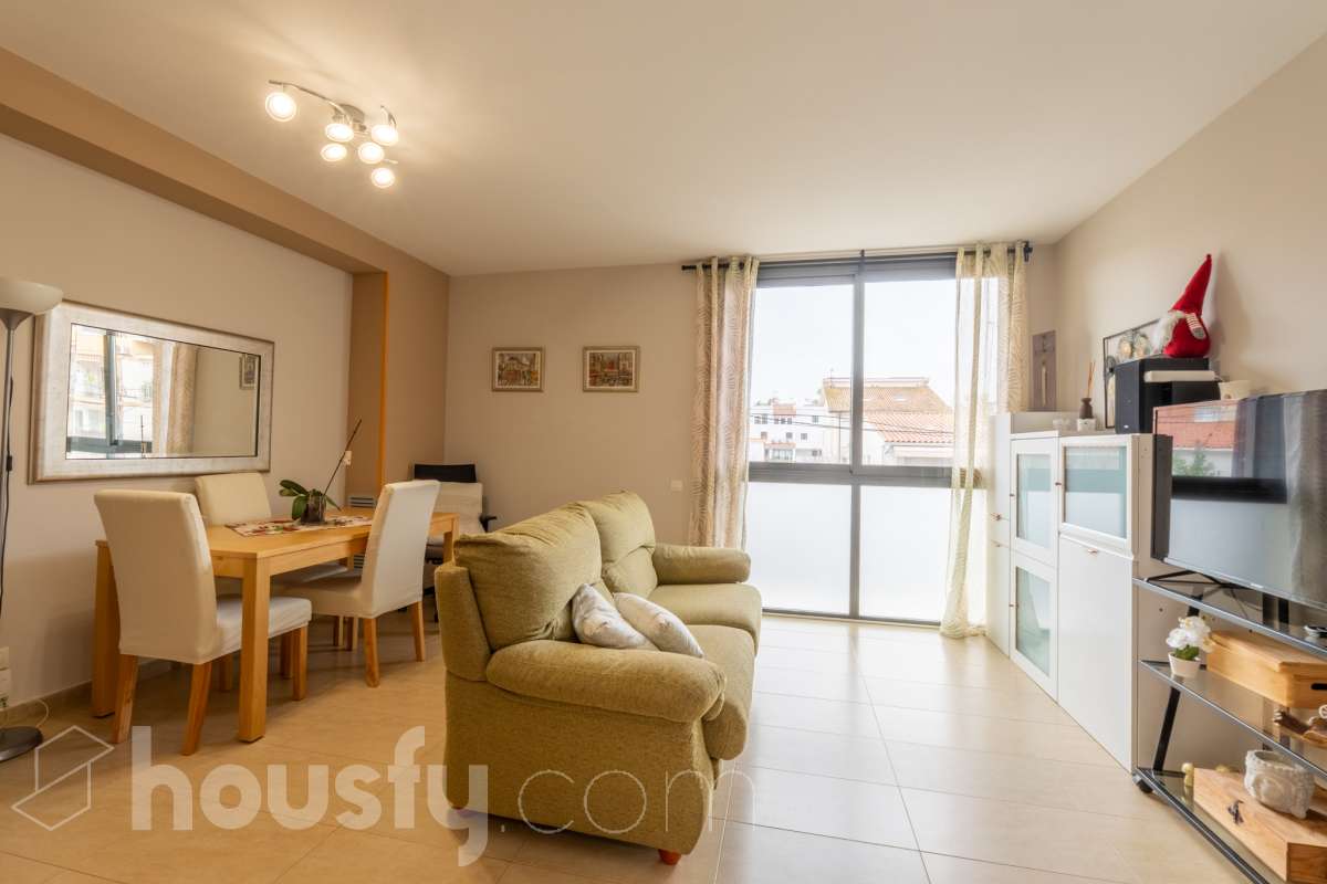 Genial piso en el Prat de Vilanova-4