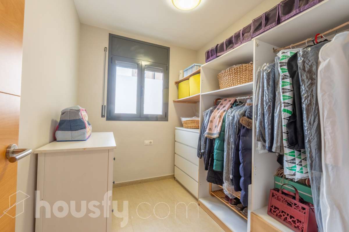 Genial piso en el Prat de Vilanova-21
