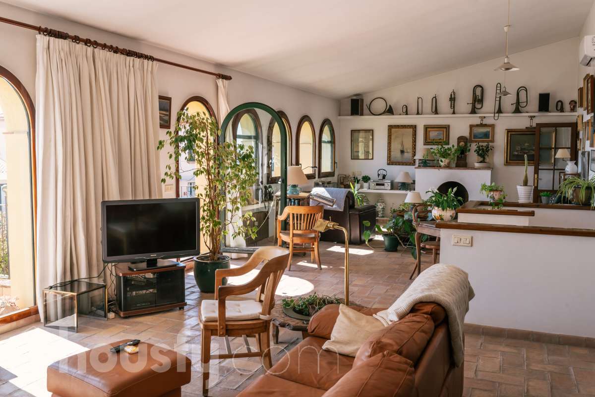 Fabuloso chalet en Vilanova i la Geltrú-12