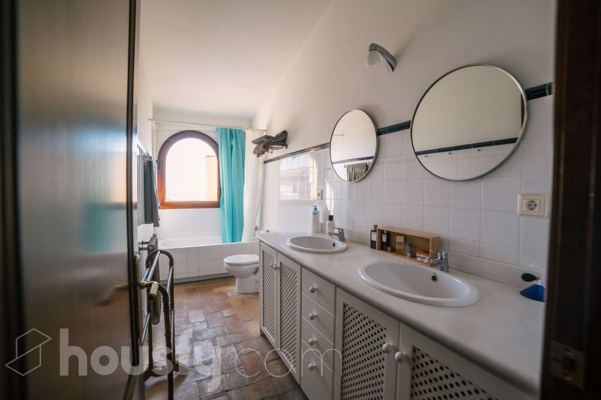 Fabuloso chalet en Vilanova i la Geltrú-29