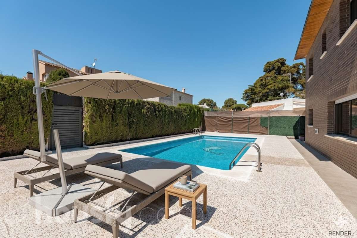 Housfy vende 🏡 casa esquinera en Creixell; dispone de 342,5m2 construidos según Nota Simple del Registro de la Propiedad (280m2 útiles) en una parcela de 678m2. En Catastro constan 270m2 construidos (verificados con la Dirección General de Catastro). Construida en el año: 1987, la vivienda es una delicia de luz natural y amplitud. Ubicada en la urbanización de La Coma, nos enamorarán las vistas al mar junto con otros elementos privilegiados. Así, la zona de piscina y barbacoa es ideal para familia y amigos. Nos acompañará un espléndido jardín en una zona muy tranquila y bien comunicada. En el interior y como puntos diferenciales, encontraremos una estética sala de billar, una encantadora bodega y una sala para gimnasio con posibilidad de sauna. Esta calidad de vida la tiene al alcance de la mano. Distribución de estancias -Salón-comedor -3 Dormitorios -4 Baños -Cocina equipada -Bodega -Sala de billar con bar -Sala de gimnasio Características específicas -Cédula de habitabilidad -Aire acondicionado -Trastero -Terraza -Piscina privada -Jardín privado -Zona de barbacoa -1 Plaza de garaje cerrado + dos en exterior Zona y entorno Respecto a la ubicación, se sitúa en Creixell, municipio de Tarragona. Esta propiedad se encuentra cerca de colegios, supermercados y farmacias. Aviso legal El precio de venta no incluye gastos de la compraventa como notaría, registro, impuestos, ni tampoco honorarios agencia. Esta publicación no es vinculante. Consulta siempre la nota simple con Housfy antes de formalizar la compraventa. Sobre nosotros Housfy es la plataforma integral de servicios inmobiliarios. Nuestra combinación de expertos y tecnología pone al alcance de todo el mundo servicios cómodos, claros y seguros. AICAT número: 7922. Nos encargamos de la gestión y asesoramiento de la compra. ¡Olvídate de todo! Hacemos los trámites por ti. Y, si además necesitas financiación, ponemos a tu disposición un bróker hipotecario para ayudarte a conseguir las mejores condiciones para tu perfil económico. ¿Quieres visitarla? Contacta con Housfy y agenda tu visita sin compromiso. Más información en: housfy.com Este anuncio contiene imágenes ilustrativas, con el objetivo de mostrar el potencial de la propiedad, y pueden diferir del resultado final.-42