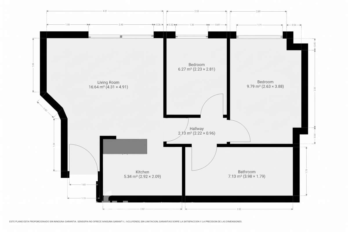 Housfy presenta este luminoso y acogedor piso ubicado en pleno corazón de Sant Joan Despí, el cuál consta de 55 m² útiles (verificados con la Dirección General de Catastro) en una finca del año 2002 con ascensor. Una vivienda optimizada al máximo, lista para entrar a vivir y concebida para ofrecer un estilo de vida práctico, cómodo y rodeado de tranquilidad. Su principal atractivo es su magnífica orientación y luminosidad: la propiedad recibe sol directo desde el mediodía hasta el atardecer. Tanto el salón-comedor como sus dos dormitorios son completamente exteriores y disfrutan de agradables vistas despejadas a la montaña, creando una atmósfera cálida y con una fantástica sensación de amplitud. La cocina independiente está totalmente equipada y aprovecha muy bien el espacio. La zona de descanso se compone de dos habitaciones (una doble y una individual), acompañadas por un baño completo. Además, para garantizar el máximo confort todo el año, la vivienda cuenta con suelos de parquet que aportan calidez, calefacción por radiadores de gas natural y sistema de aire acondicionado por bomba de calor. El piso incluye como gran valor añadido una plaza de garaje y un trastero en la misma finca, ambos con acceso directo a través del ascensor. Como broche de oro, la comunidad dispone de un espectacular recinto privado con jardín y piscina comunitaria, el lugar perfecto para desconectar a un paso de Barcelona. Ubicado en una de las mejores zonas de Sant Joan Despí, con todo tipo de comercios, servicios y excelente conexión en transporte público. ¡No dejes escapar esta oportunidad única de diseñar tu hogar a medida! Aviso legal El precio de venta no incluye gastos de la compraventa como notaría, registro e impuestos. Esta publicación no es vinculante. Consulta siempre la nota simple con Housfy antes de formalizar la compraventa. Sobre nosotros Housfy es la plataforma integral de servicios inmobiliarios. Nuestra combinación de expertos y tecnología pone al alcance de todo el mundo servicios cómodos, claros y seguros. AICAT número: 7922. Nos encargamos de la gestión y asesoramiento de la compra. ¡Olvídate de todo! Hacemos los trámites por ti. Y, si además necesitas financiación, ponemos a tu disposición un bróker hipotecario para ayudarte a conseguir las mejores condiciones para tu perfil económico. ¿Quieres visitarla? Contacta con Housfy y agenda tu visita sin compromiso. Más información en: housfy.com En cumplimiento de la Ley 8/2026 en Cataluña, el certificado de presencia o ausencia de amianto se encuentra en proceso de tramitación.-27