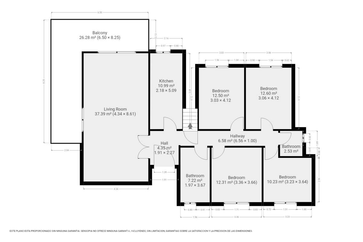 Housfy vende espectacular chalet independiente en Costa Cunit, a tan solo 10 minutos del centro de Cubelles. Una vivienda amplia y versátil, ideal para quienes buscan espacio, privacidad y calidad de vida en un entorno tranquilo, rodeado de naturaleza y con bonitas vistas al mar y a la montaña. La propiedad cuenta con piscina privada y un amplio jardín, creando un entorno perfecto para disfrutar del aire libre y del excelente clima de la zona durante todo el año. La vivienda se distribuye en dos plantas y ofrece múltiples posibilidades de uso. En la planta baja encontramos un amplio salón-comedor con salida directa a la zona de piscina, cocina, una espaciosa suite y varios espacios polivalentes que pueden adaptarse a las necesidades del nuevo propietario, ya sea como despacho, zona de ocio, gimnasio o incluso como espacio independiente para invitados. La primera planta dispone de cuatro habitaciones dobles, todas exteriores, dos baños completos, un amplio y luminoso salón-comedor con acceso a un gran balcón desde el que disfrutar de agradables vistas al mar, además de una cocina independiente. En el exterior, la vivienda ofrece diferentes espacios para disfrutar en cualquier época del año, con terraza, balcón, patio, jardín y piscina. Entre sus equipamientos destacan la calefacción, la chimenea, los armarios empotrados, los suelos de gres, un amplio trastero y un garaje cubierto con capacidad para tres vehículos. Una vivienda con grandes dimensiones, múltiples posibilidades y mucho potencial, situada en una tranquila zona residencial de Cunit, donde podrás disfrutar de la naturaleza y la tranquilidad sin renunciar a la proximidad de todos los servicios de Cubelles y de Cunit. Zona y entorno La Urbanización Costa Cunit es una tranquila zona residencial de ambiente familiar, rodeada de naturaleza y viviendas unifamiliares, que combina privacidad y calidad de vida con buena conexión a servicios y a pocos minutos de las playas de Cunit y Cubelles. Aviso legal El precio de venta no incluye gastos de la compraventa como notaría, registro, impuestos, ni tampoco honorarios de agencia. Esta publicación no es vinculante. Consulta siempre la nota simple con Housfy antes de formalizar la compraventa. Sobre nosotros Housfy es la plataforma integral de servicios inmobiliarios. Nuestra combinación de expertos y tecnología pone al alcance de todo el mundo servicios cómodos, claros y seguros. AICAT número: 7922. Nos encargamos de la gestión y asesoramiento de la compra. ¡Olvídate de todo! Hacemos los trámites por ti. Y, si además necesitas financiación, ponemos a tu disposición un bróker hipotecario para ayudarte a conseguir las mejores condiciones para tu perfil económico. ¿Quieres visitarla? Contacta con Housfy y agenda tu visita sin compromiso. Más información en housfy.com-17