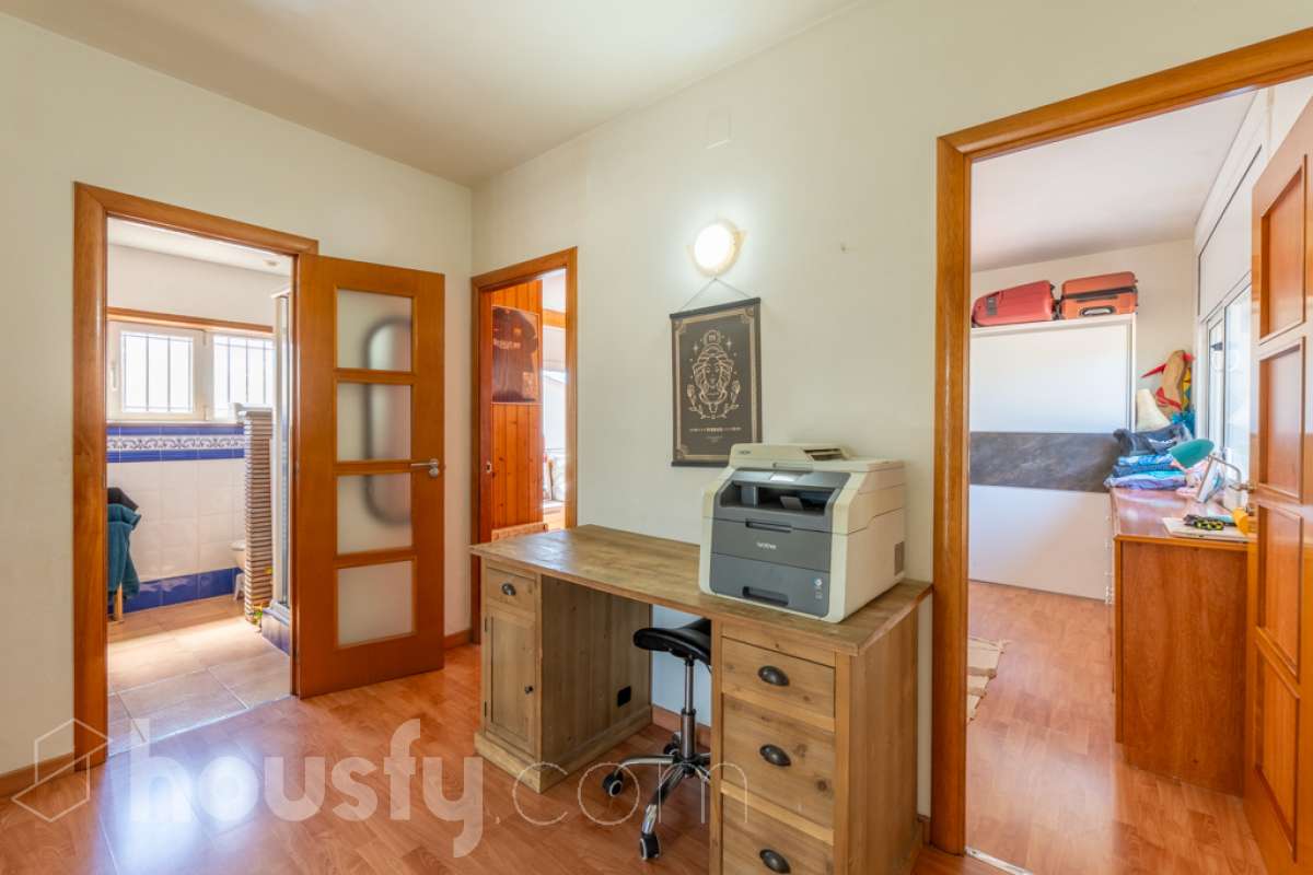 Casa independiente de 3 vientos con piscina y apartamento independiente en el centro de Sant Pere de Ribes-27