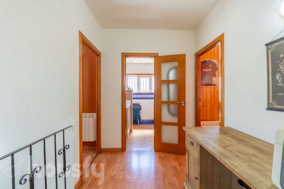 Casa independiente de 3 vientos con piscina y apartamento independiente en el centro de Sant Pere de Ribes-26