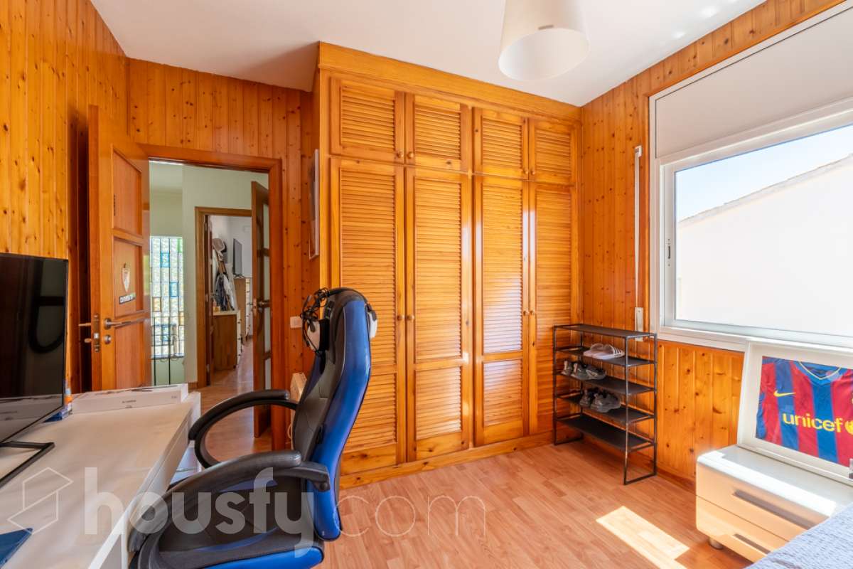 Casa independiente de 3 vientos con piscina y apartamento independiente en el centro de Sant Pere de Ribes-10