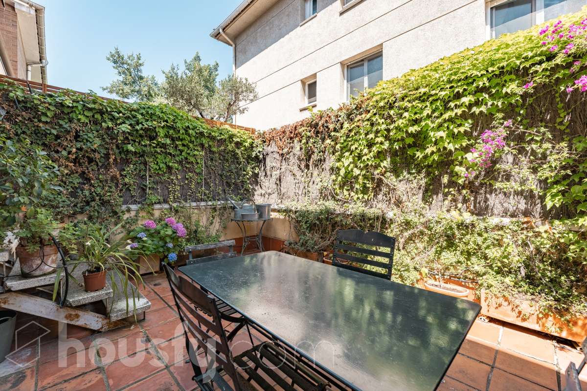 Exclusiva vivienda con jardín privado, solárium al sur y piscina comunitaria-9
