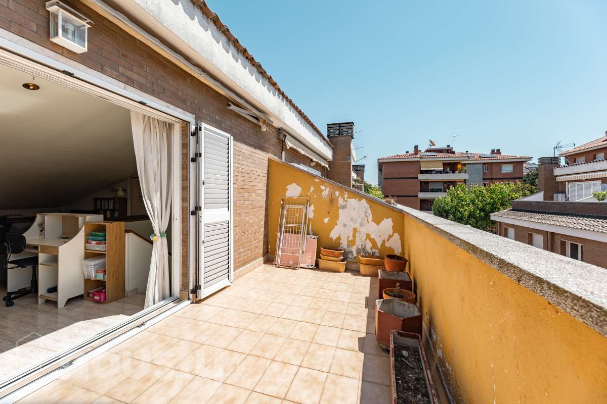 Exclusiva vivienda con jardín privado, solárium al sur y piscina comunitaria-35