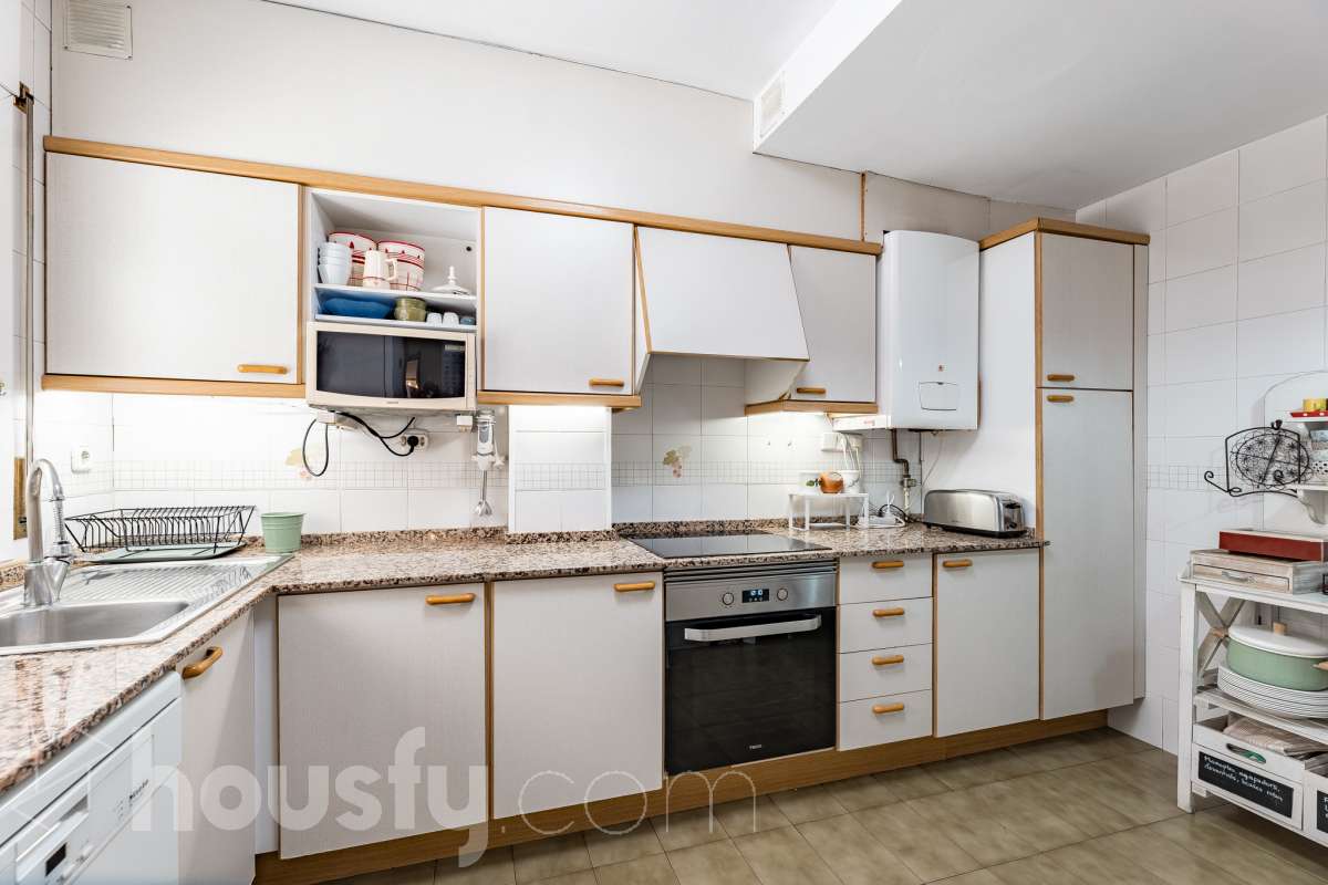 Exclusiva vivienda con jardín privado, solárium al sur y piscina comunitaria-17