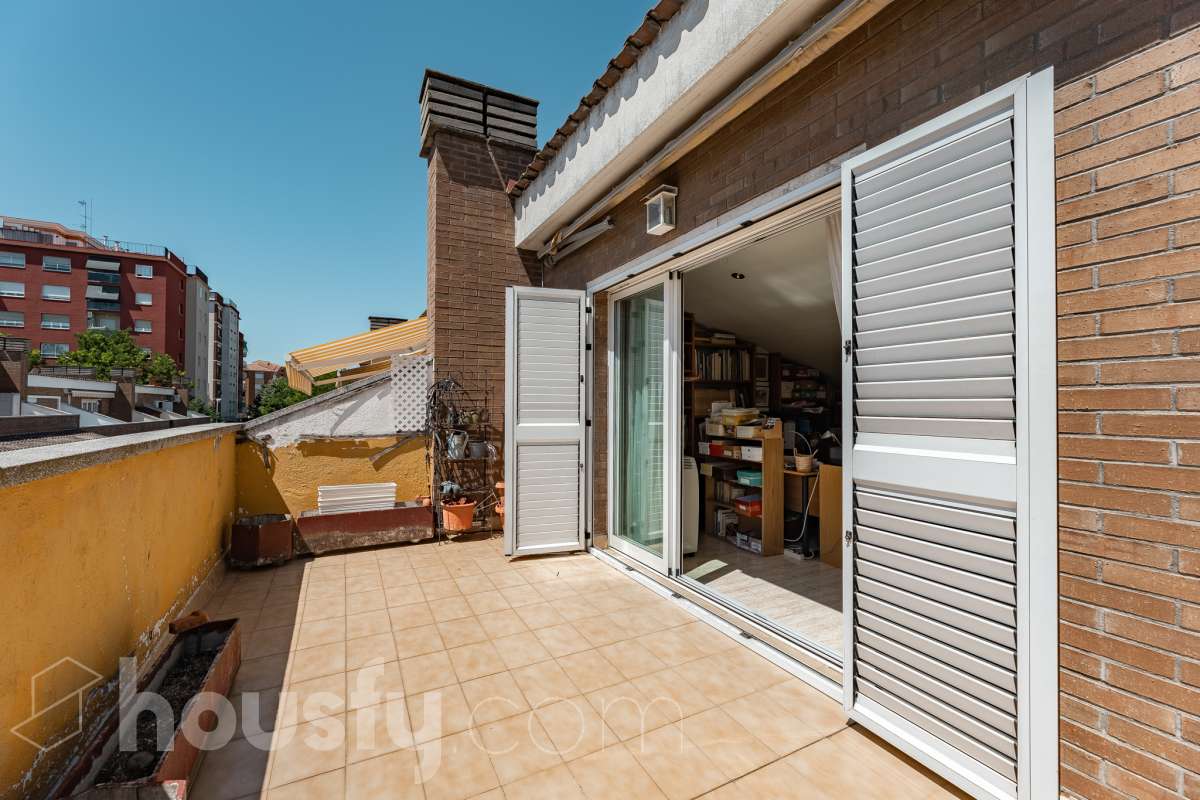 Exclusiva vivienda con jardín privado, solárium al sur y piscina comunitaria-34