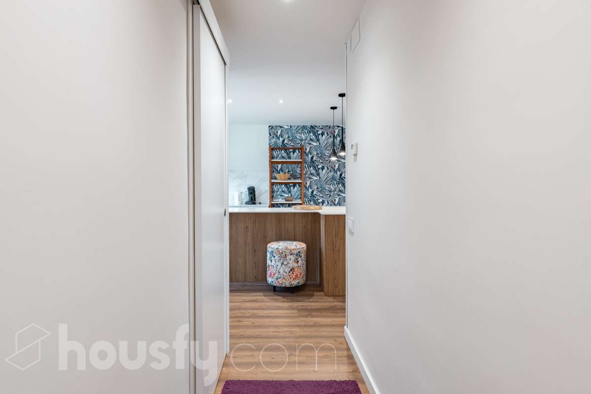 Piso completo y recién reformado, 4 habitaciones y 2 baños, cocina completamente equipada, totalmente exterior con inmejorable ubicación en-38