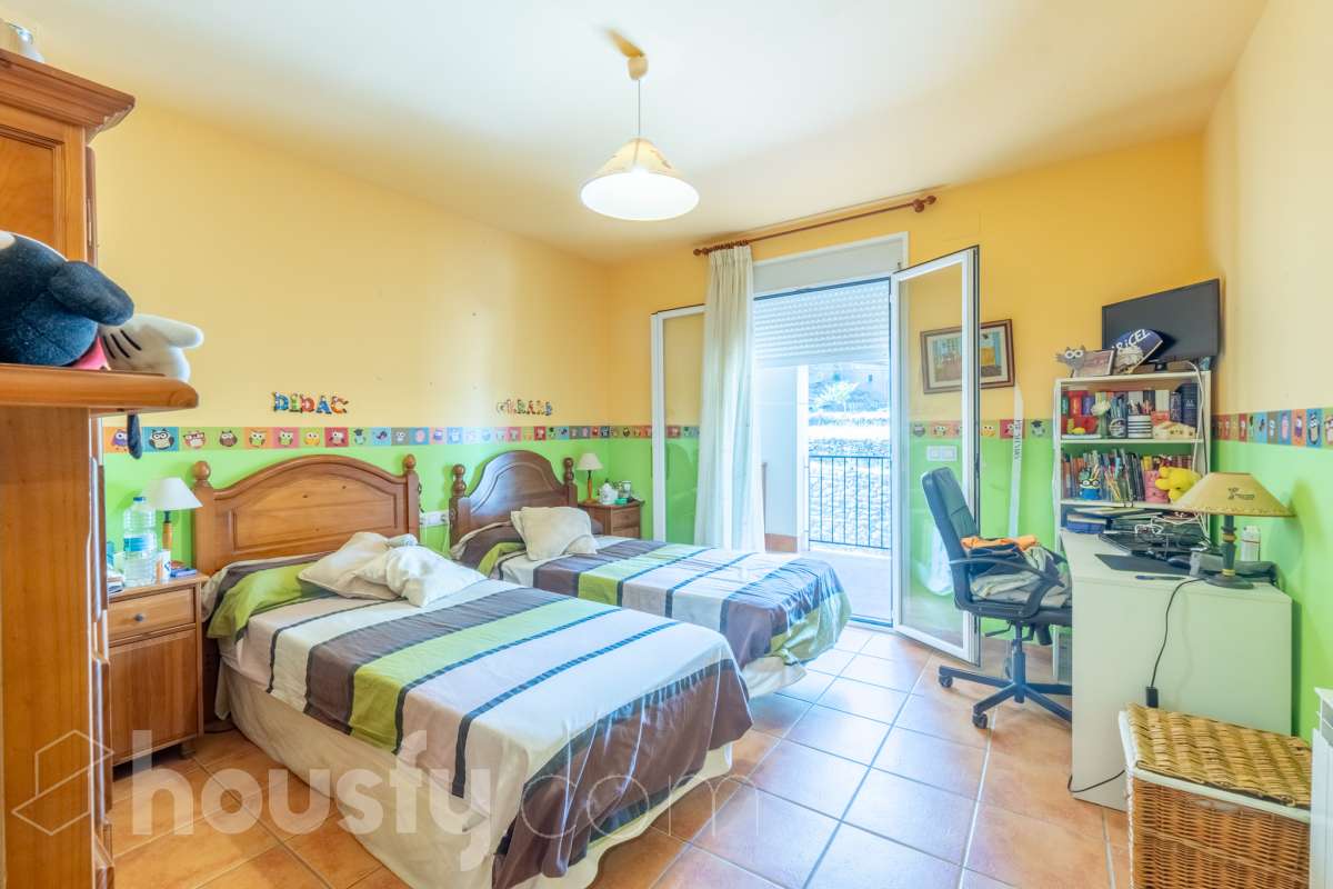 Estupenda casa en Font-Rubí-6