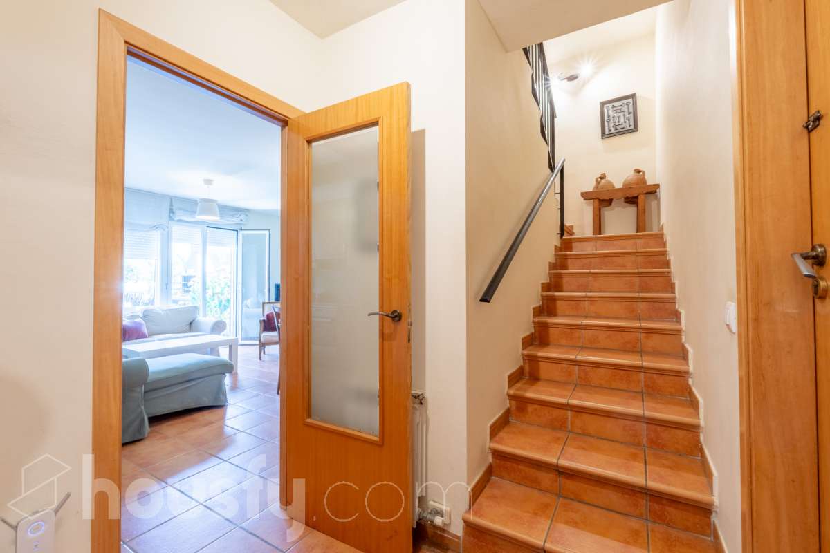 Estupenda casa en Font-Rubí-40