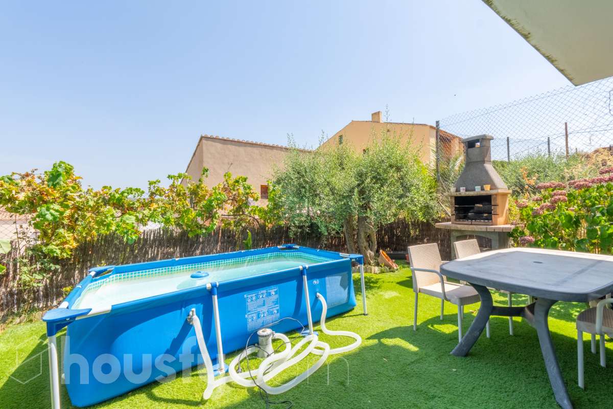 Estupenda casa en Font-Rubí