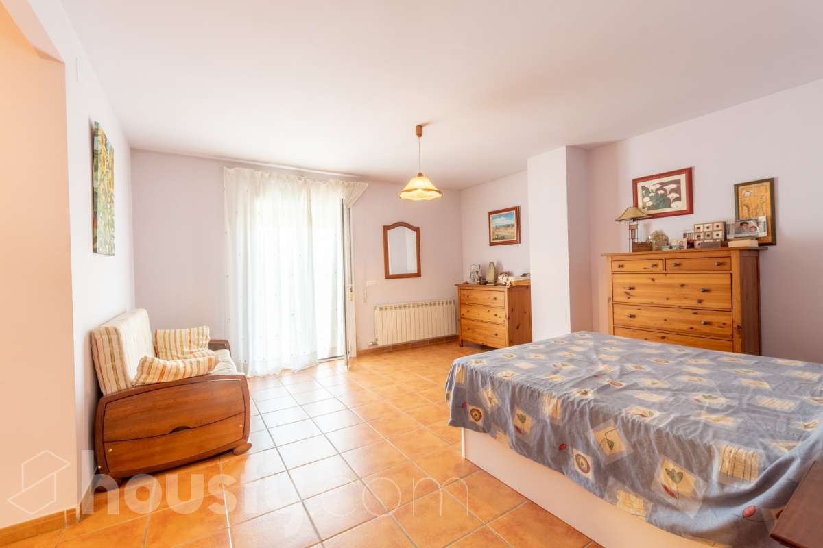 Estupenda casa en Font-Rubí-8