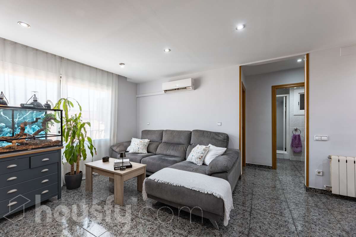 Acogedor piso de 2 habitaciones, reformadoara entrar a vivir , en Can Rull.-8