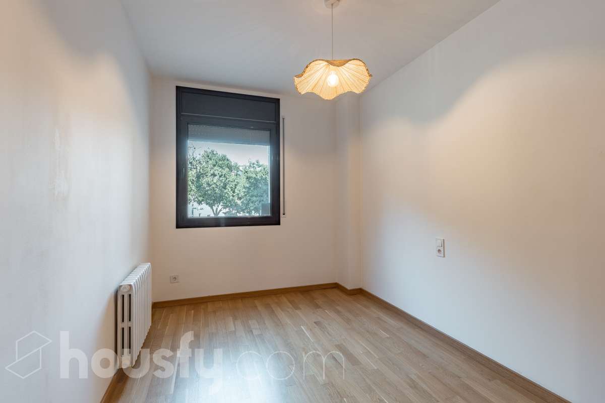 Espectacular piso totalmente reformado de 4 habitaciones con terraza y dos plazas de parking en pleno centro de Sabadell-25