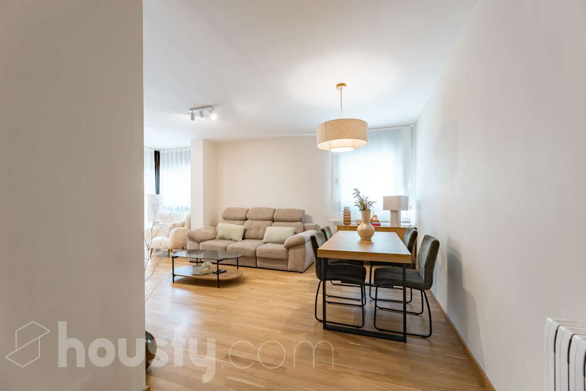 Espectacular piso totalmente reformado de 4 habitaciones con terraza y dos plazas de parking en pleno centro de Sabadell-6