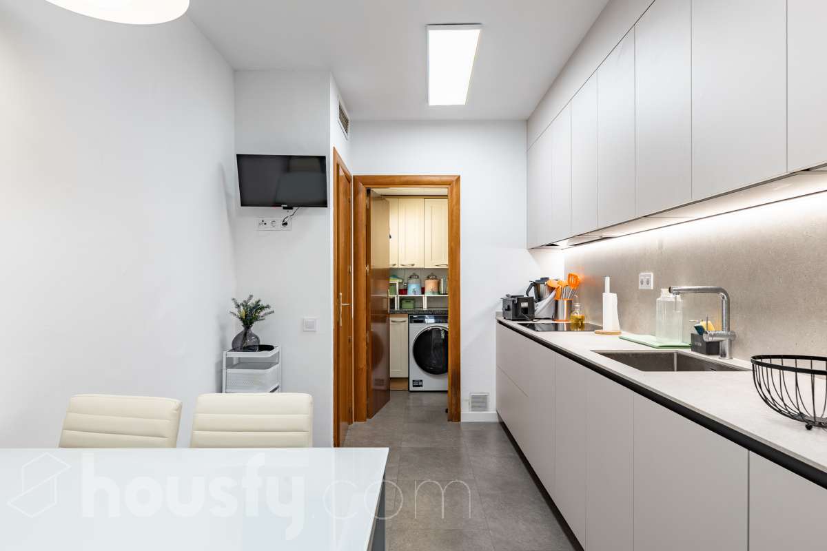 Espectacular piso totalmente reformado de 4 habitaciones con terraza y dos plazas de parking en pleno centro de Sabadell-14